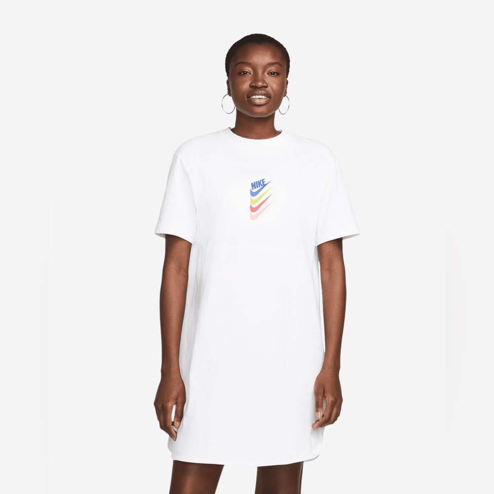 Nike DNA White Shirt Dress Size M Multicolor Swoosh Logo